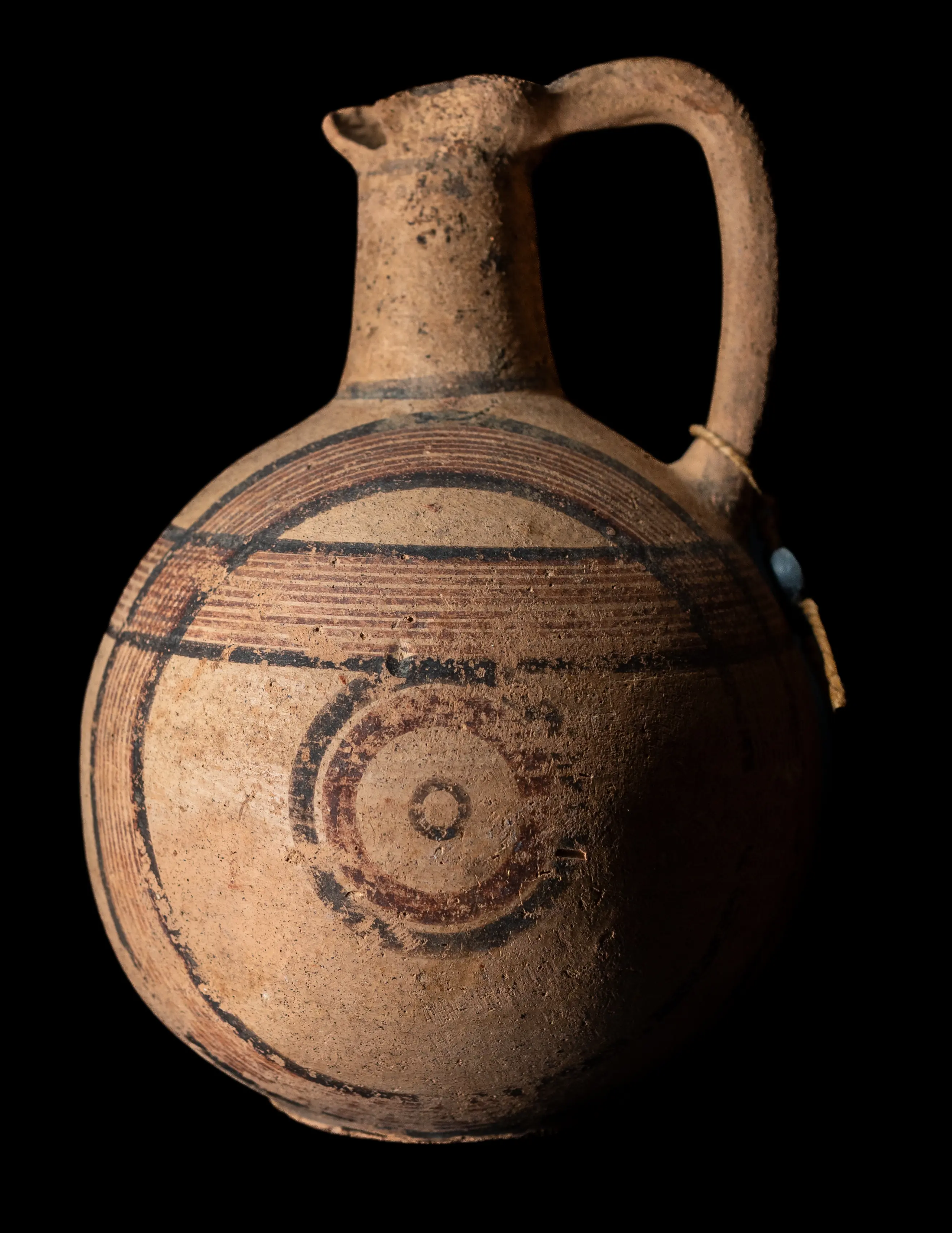 Bichrome Oinochoe - image 1