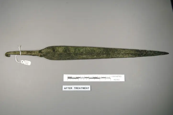 Bronze rat-tanged sword or dirk - image 1