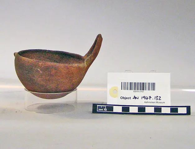 Red Polished dipper bowl - image 1