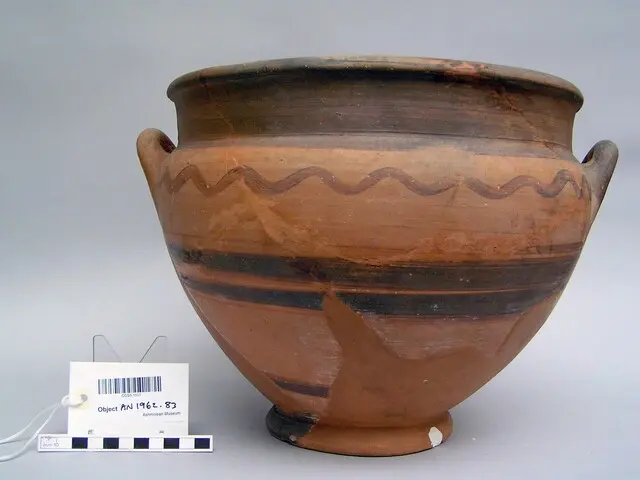 East-Greek or Cypriot painted krater - image 1