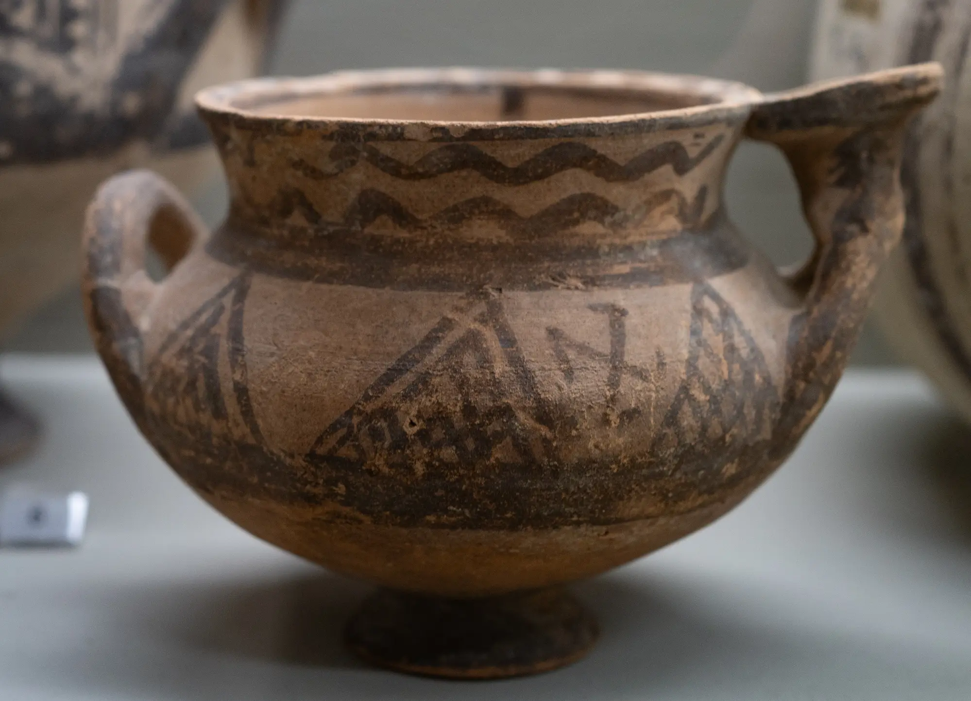 Small white painted jar - image 1