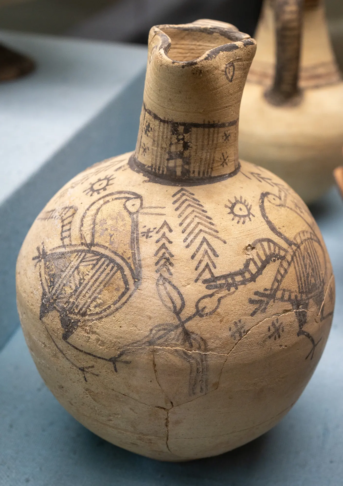 Free Field Bird Oinochoe - image 1