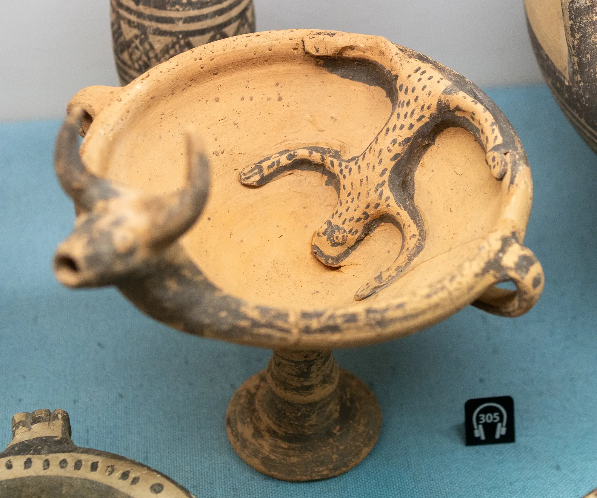 Animalistic Bowl - image 1
