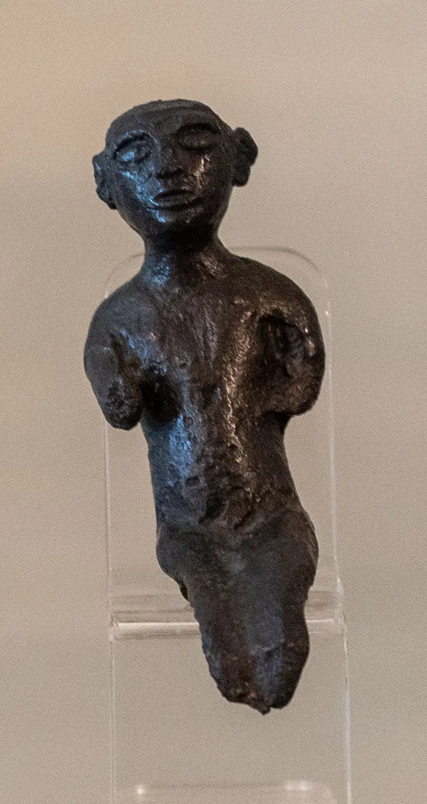 Small Metallic Statue - image 1
