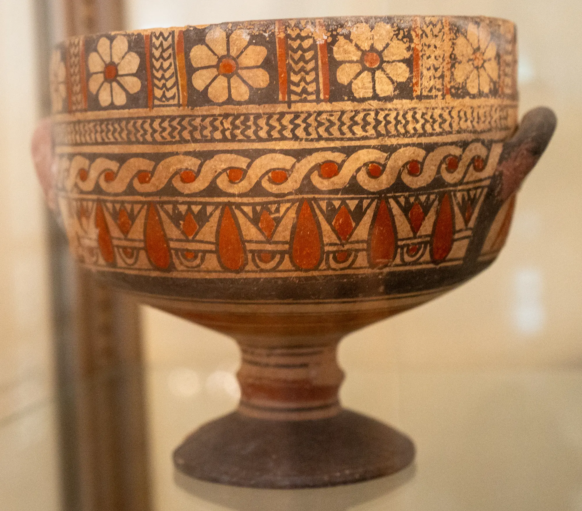 Bichrome Kylix - image 1