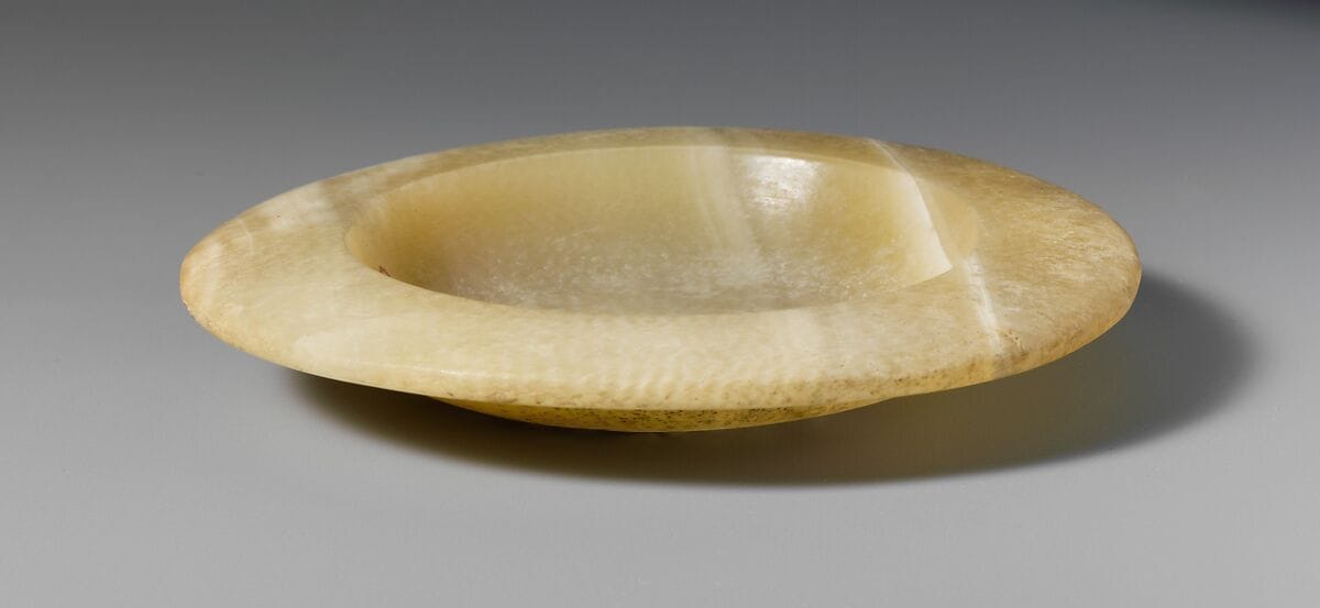 Alabaster dish - image 1