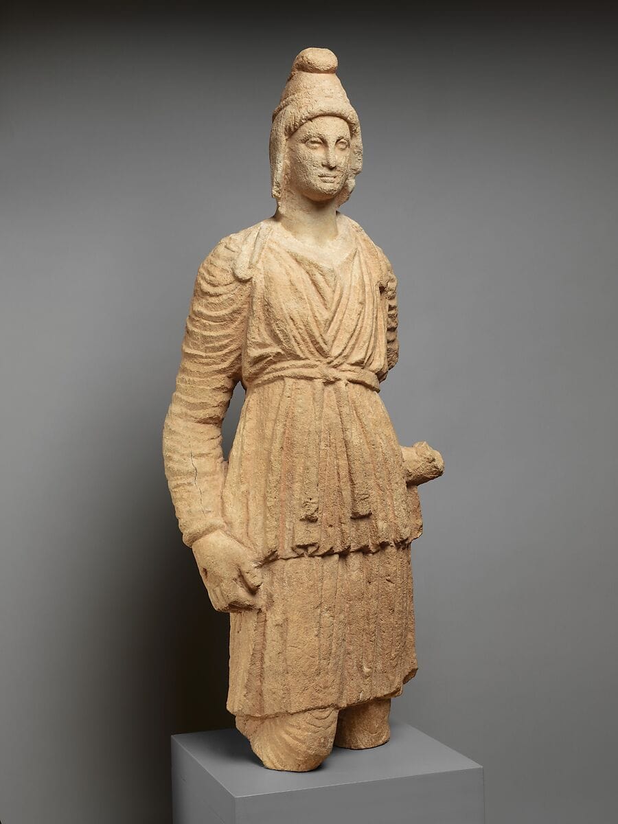 Limestone statue of Artemis Bendis - image 1