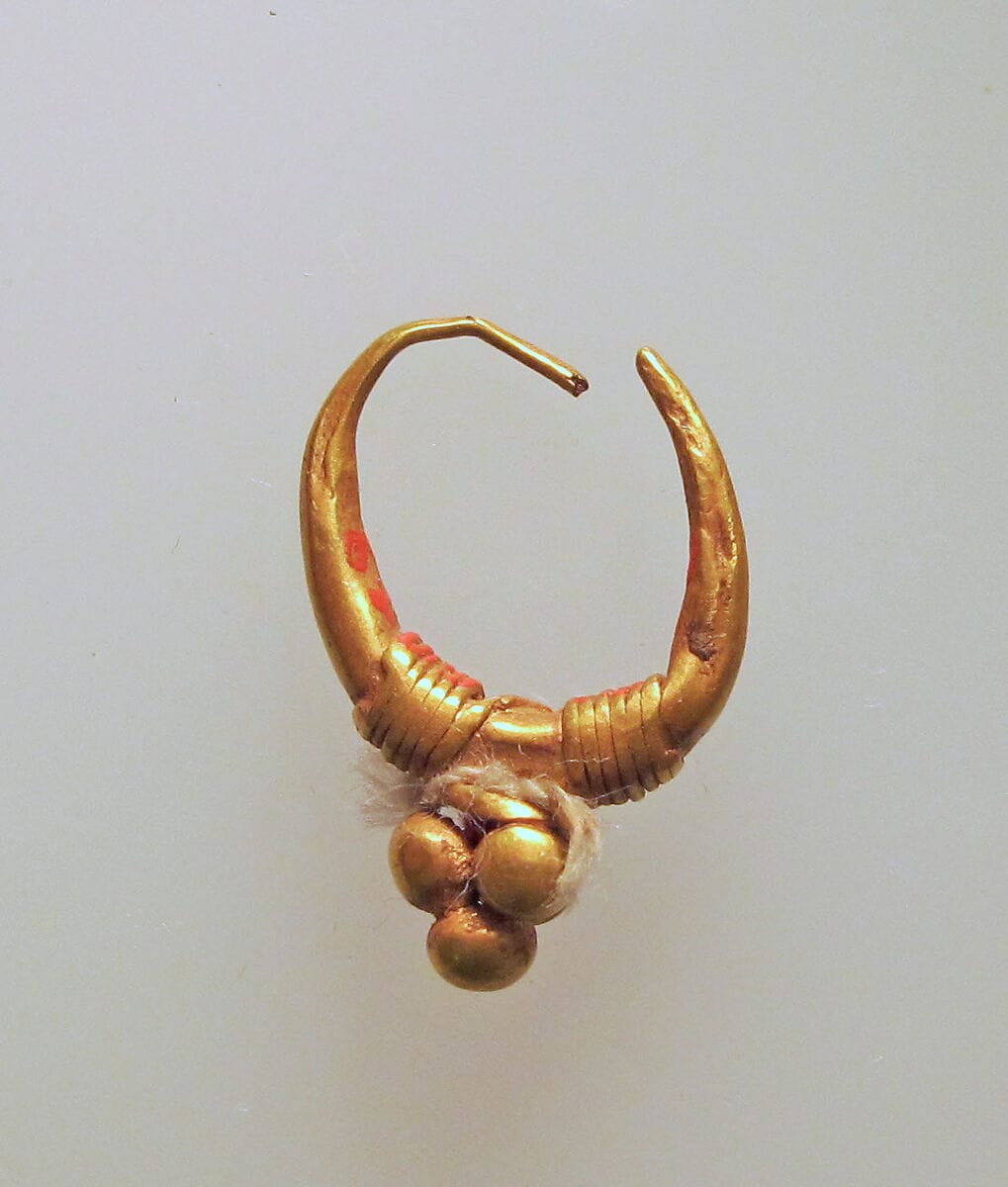 Earrings - image 1