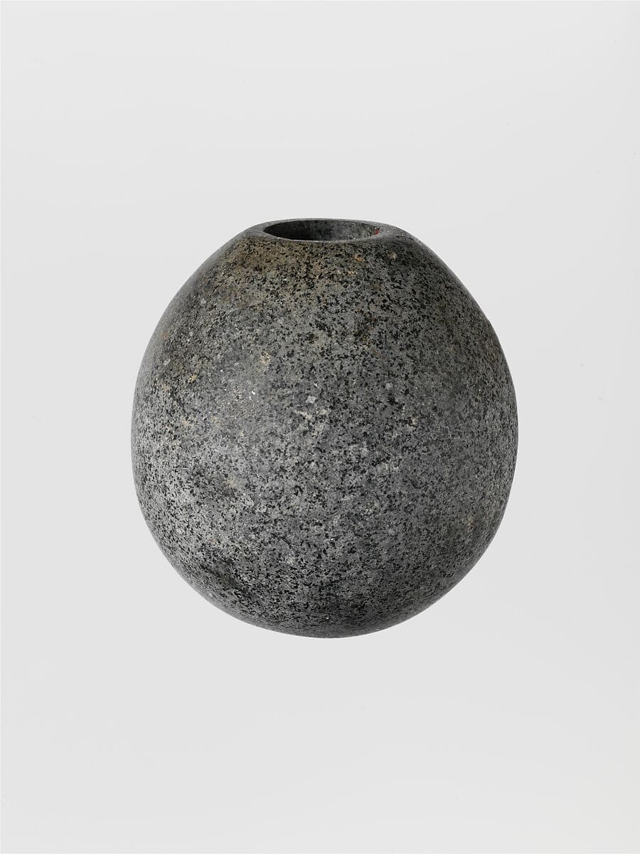 Gabbro mace head - image 1
