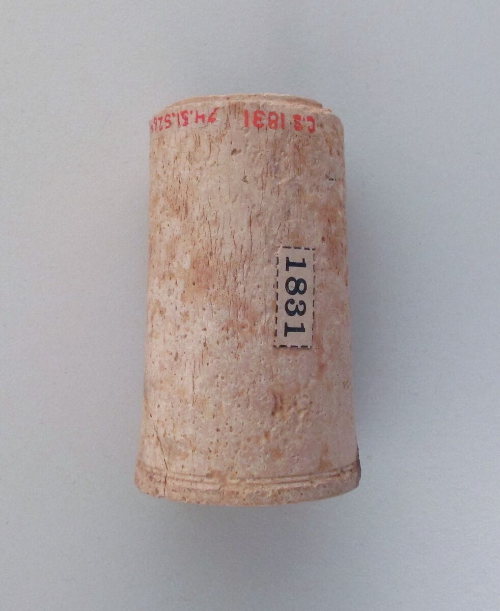 Toilet box - image 1