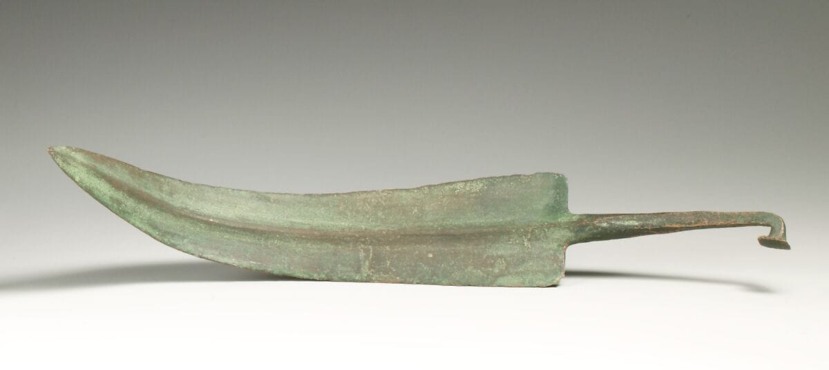 Bronze spearhead - image 1