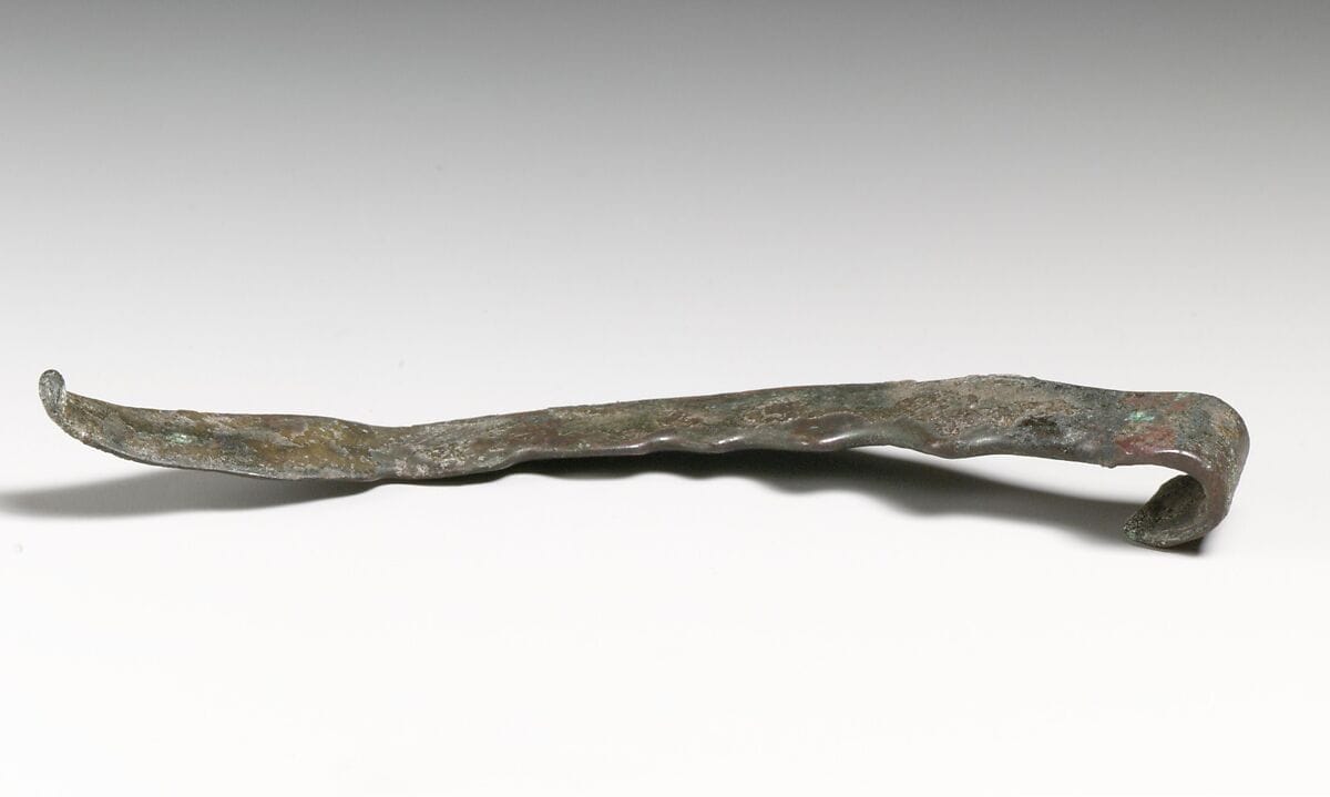 Bronze sickle - image 1
