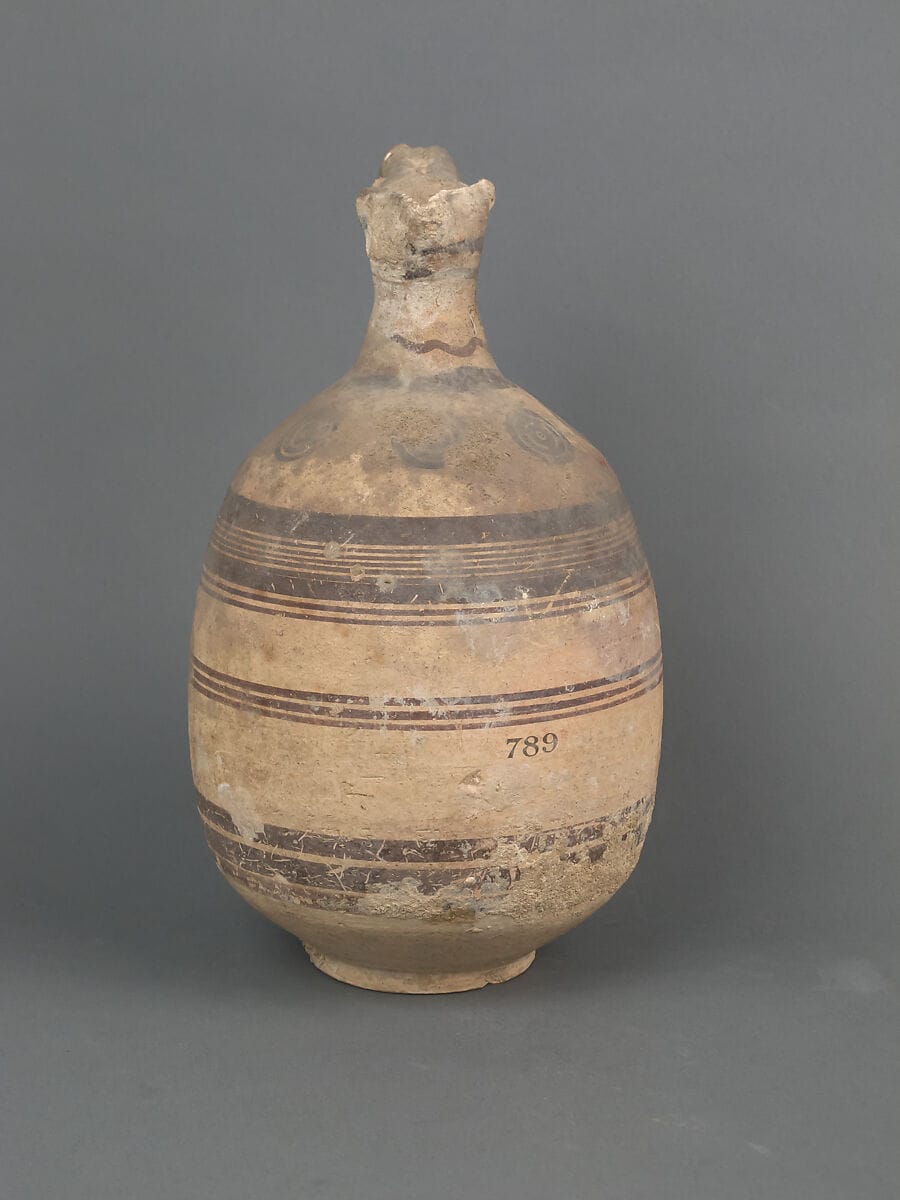 Jug - image 1