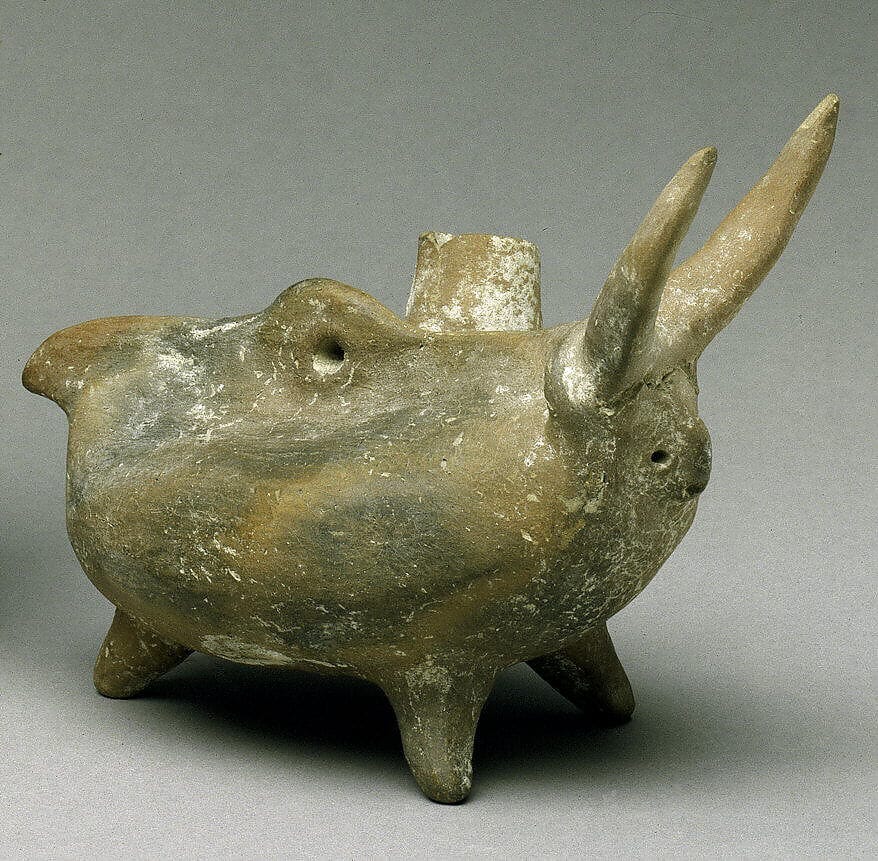 Terracotta askos (vessel) in the form of an animal - image 1